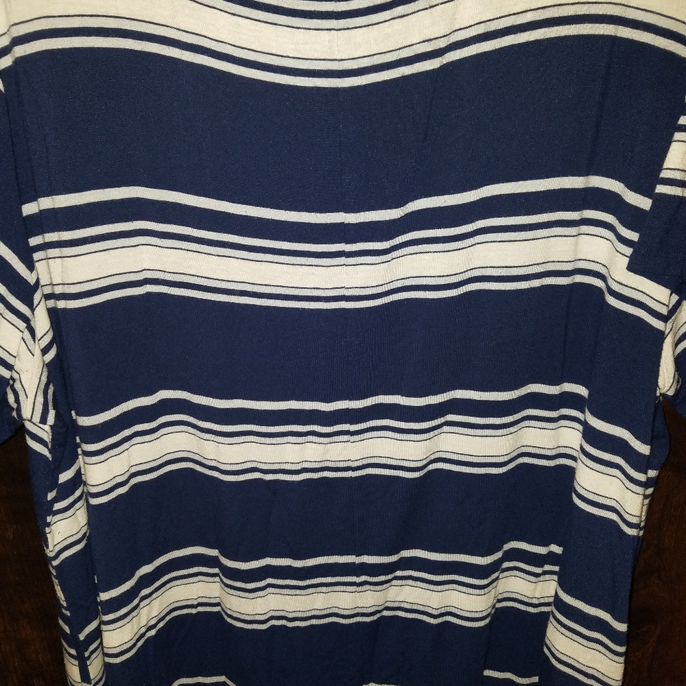 tunic style t shirt - Picture 2 of 3